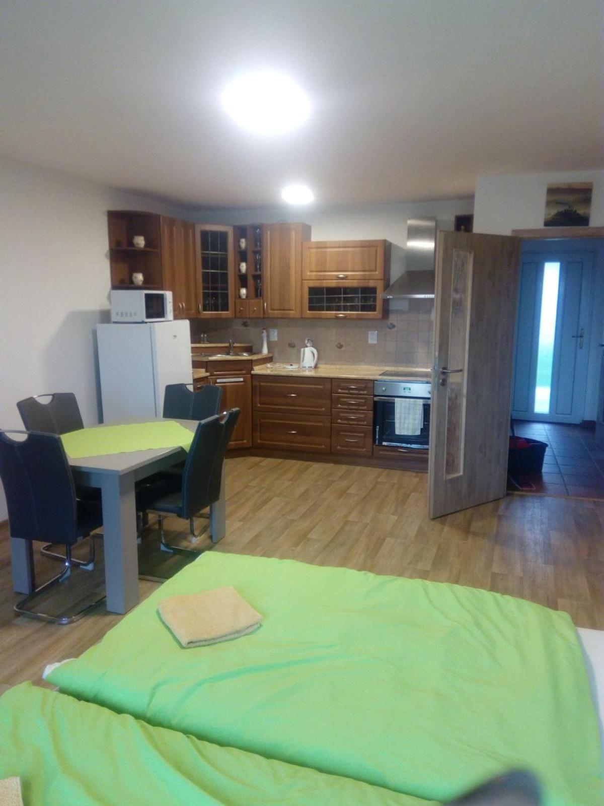 Apartman Pritluky - Zdenek Bukovsky Екстер'єр фото